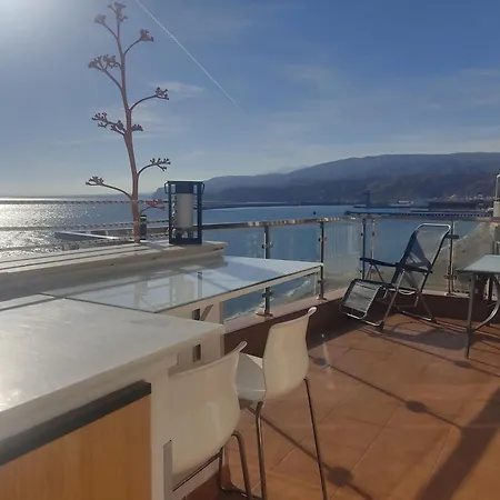 Apartment Tu Barco Almeria